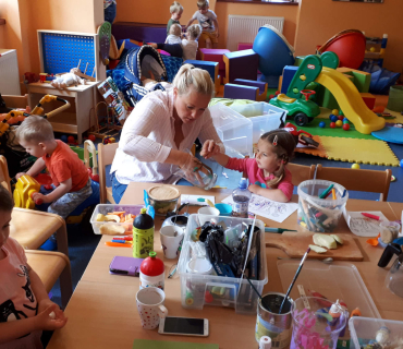 23.6.2020 - tvoření na závěrečný Dvoreček