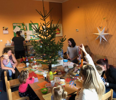 3.12.2019 - Zdobíme stromeček