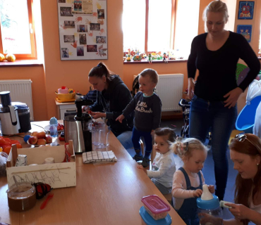 7.5.2019 - Mixujeme ovocné nápoje