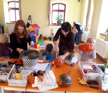 Dvoreček 30.10.2018 - příprava na strašidélkovou noc