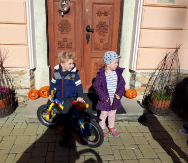 Dvoreček 30.10.2018 - příprava na strašidélkovou noc