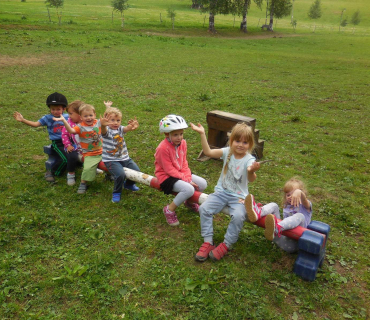 Dvoreček - koníci Deštné 5.6.2018