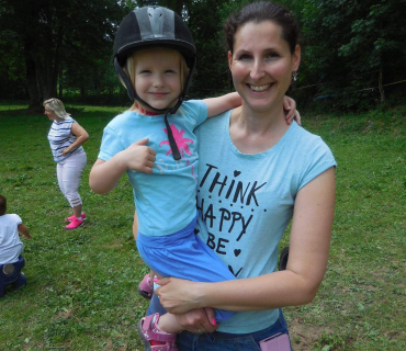 Dvoreček - koníci Deštné 5.6.2018