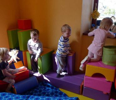 Dvoreček 10.4.2018 vyprávění o bylinkách