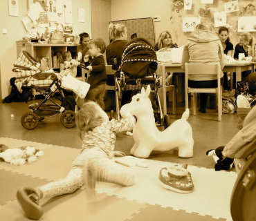 Dvoreček 21.11. tvoření věnců a lapačů snů