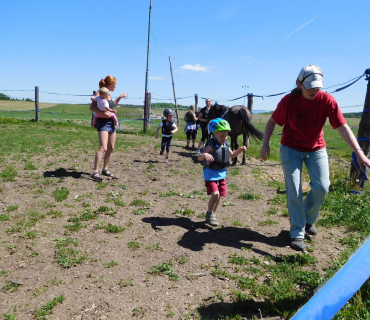 Dvoreček 27.5.2017- Putování za koníky