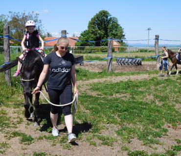 Dvoreček 27.5.2017- Putování za koníky