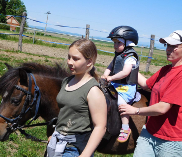 Dvoreček 27.5.2017- Putování za koníky