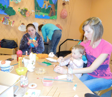 Dvoreček 5.4.2017 - Jarmareční vyrábění