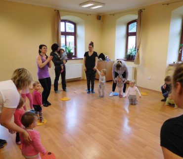 Dvoreček 7.3.2017 - Cvičeníčko s Markétou