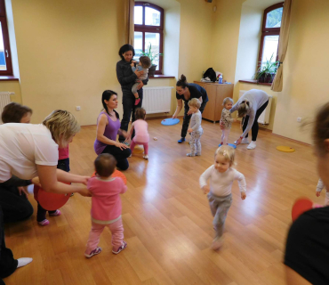 Dvoreček 7.3.2017 - Cvičeníčko s Markétou