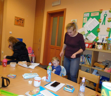 Dvoreček 21.2.2017 - Posezení s porodní asistentkou