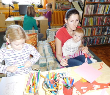 Dvoreček 14.2.2017 - Valentýnská návštěva knihovny