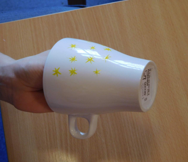 Dvoreček 7.2.2017 - Malujeme hrnečky