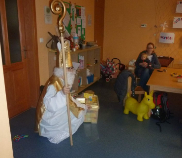 Dvoreček 6.12. 2016 - Mikulášský