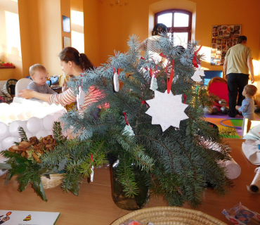 Dvoreček 29.11.2016 - Říkadla a zimní výzdoba