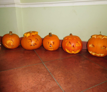 Dvoreček 25.10.2016 - Dýňové vyrábění