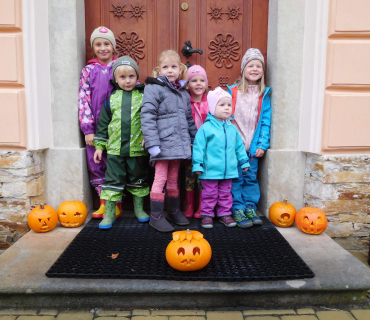 Dvoreček 25.10.2016 - Dýňové vyrábění