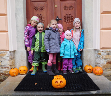 Dvoreček 25.10.2016 - Dýňové vyrábění