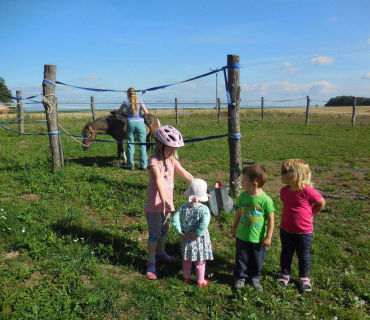 Dvoreček 19.7. Výlet do Borovice