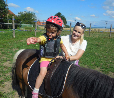 Dvoreček 19.7. Výlet do Borovice