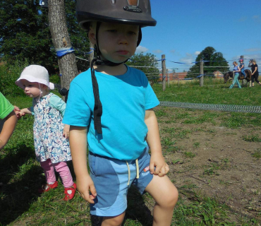 Dvoreček 19.7. Výlet do Borovice