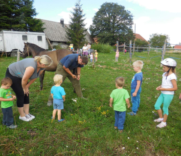 Dvoreček 19.7. Výlet do Borovice