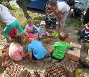 Dvoreček 19.7. Výlet do Borovice