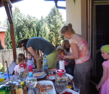 Dvoreček 31.5.2016 Výlet do Újezda