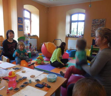 Dvoreček 17.5.2016 Razítkování