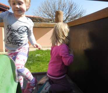 Dvoreček 10.5.2016 Motýlkování