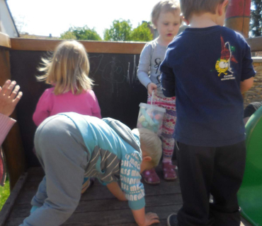 Dvoreček 10.5.2016 Motýlkování