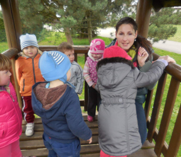 Dvoreček 19.4.2016 Hřiště, hasiči