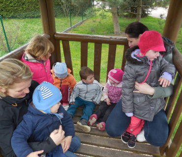 Dvoreček 19.4.2016 Hřiště, hasiči