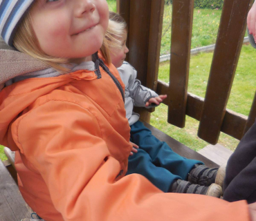 Dvoreček 19.4.2016 Hřiště, hasiči