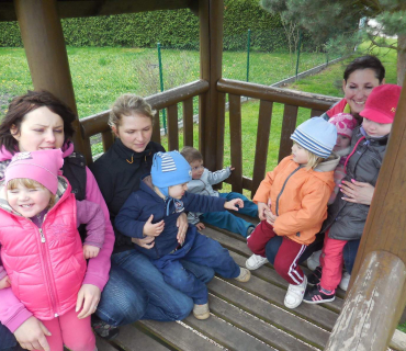 Dvoreček 19.4.2016 Hřiště, hasiči