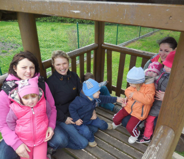 Dvoreček 19.4.2016 Hřiště, hasiči