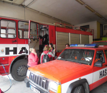 Dvoreček 19.4.2016 Hřiště, hasiči