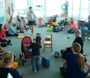 Dvoreček 5.4.2016 návštěva místní školky