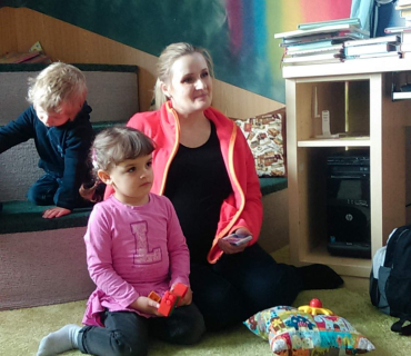 Dvoreček 29.3.2016 návštěva knihovny