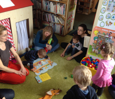 Dvoreček 29.3.2016 návštěva knihovny