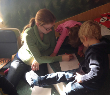 Dvoreček 29.3.2016 návštěva knihovny