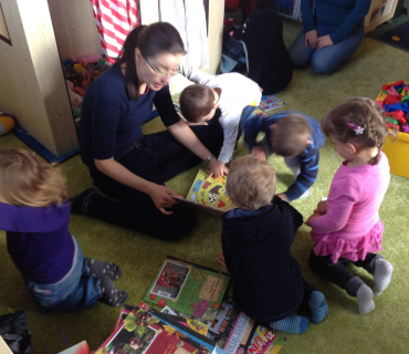 Dvoreček 29.3.2016 návštěva knihovny