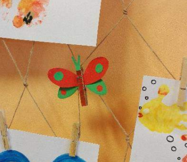 Dvoreček 2.2.2016 ozdoby na záclony