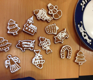 Dvoreček 8.12.2015 zdobení