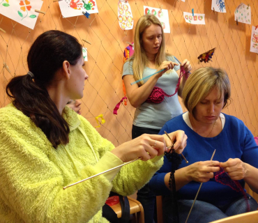 Dvoreček 17.11.2015 volánkové šály