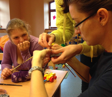 Dvoreček 17.11.2015 volánkové šály