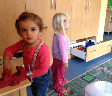 Dvoreček 29.9.2015 Podzimní výzdoba oken