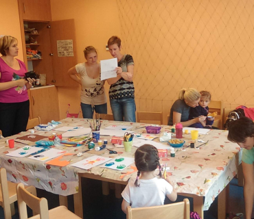 Dvoreček 15.9.2015 Otisky rukou a nohou