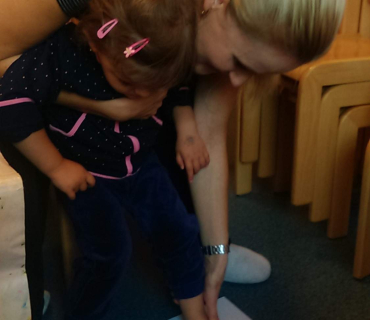 Dvoreček 15.9.2015 Otisky rukou a nohou